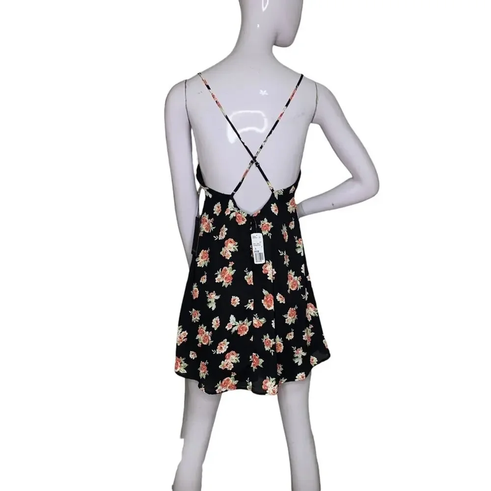Forever 21 NWT Dress Floral Print Sleeveless Black Red Green Size S